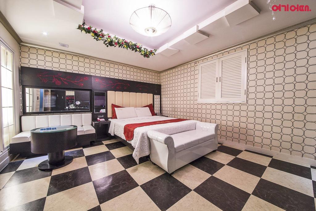אנסאן Ivy Hotel מראה חיצוני תמונה